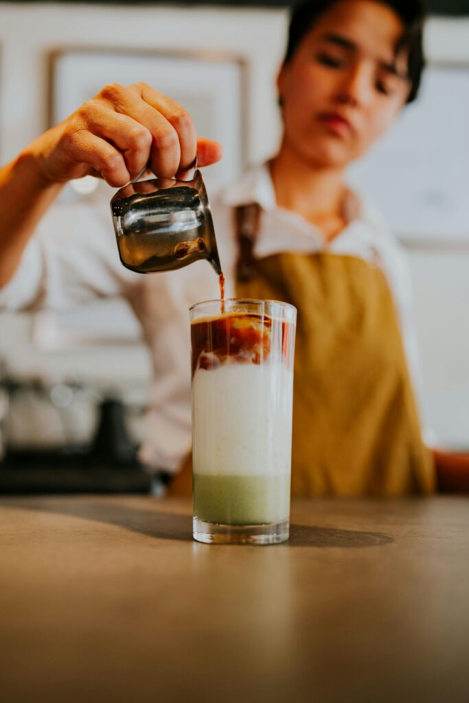 Definition of tea-sommelier in the matcha glossary