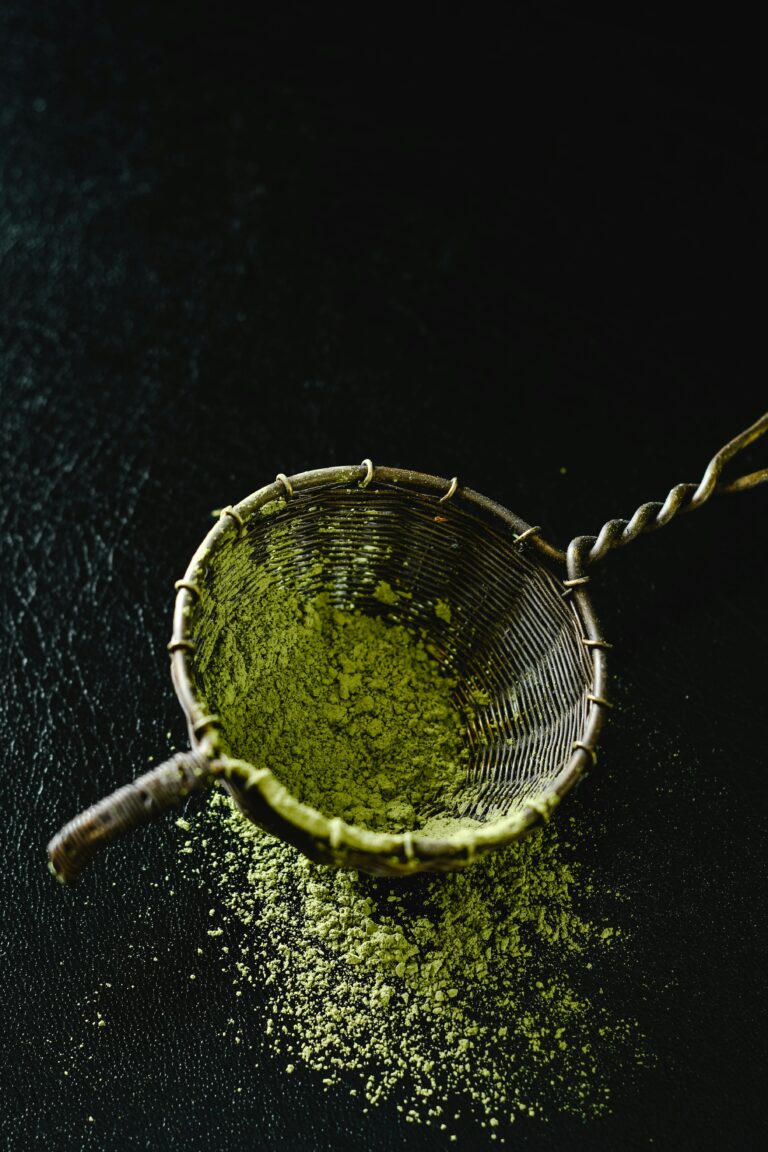 Definition of sifting in the matcha glossary