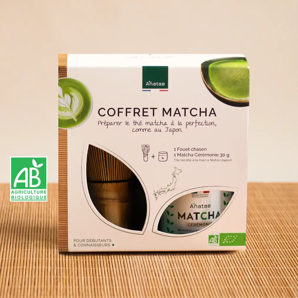 Anatae matcha gift box with 30 g ceremonial matcha tin and bamboo chasen visible through front cutouts