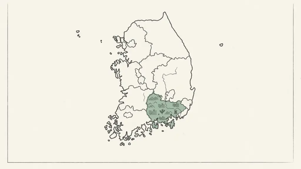 No-text map highlighting Gyeongsangnam province in southeastern South Korea